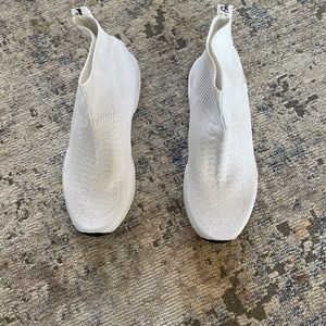 Sam Edelman Tara LogoSock Runners size 7 1/2M